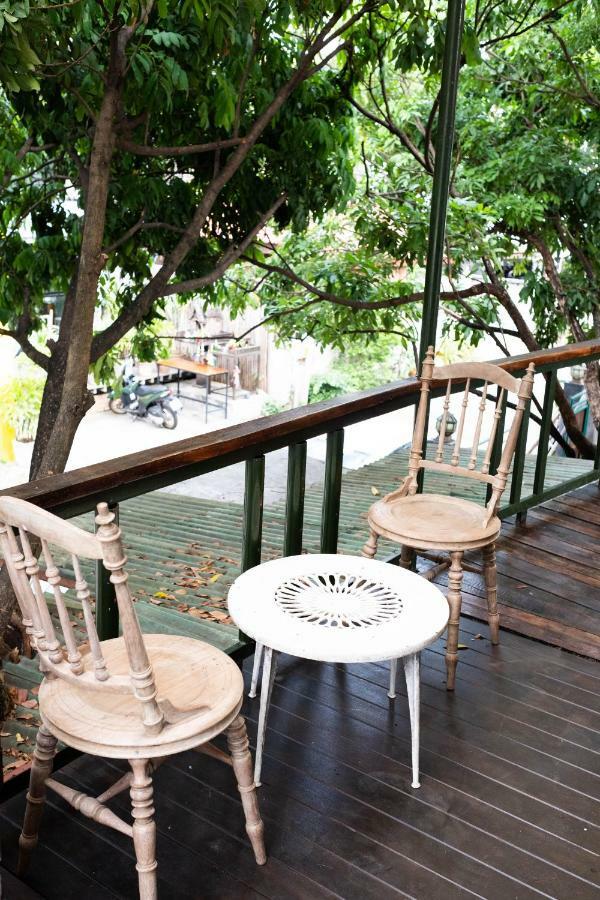 צ'יאנג מאי The Old Car Guesthouse מראה חיצוני תמונה